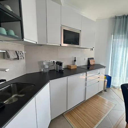 בית הארחה Oasis 4*