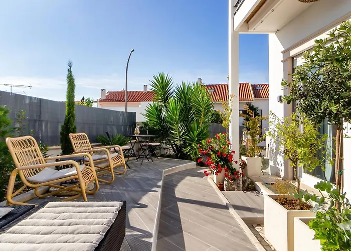 בית הארחה Oasis 4*