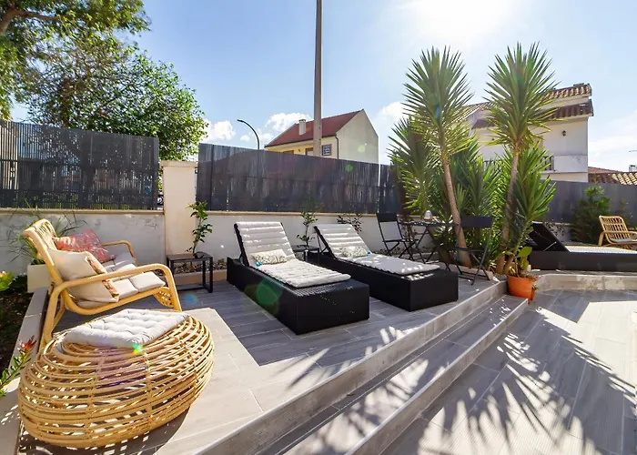 בית הארחה Oasis 4*